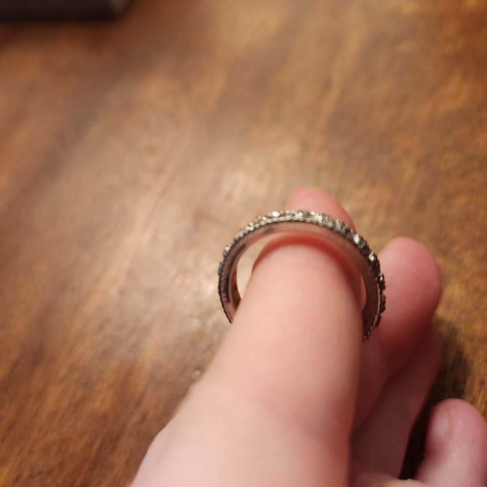 Silver Diamond Ring - image 3
